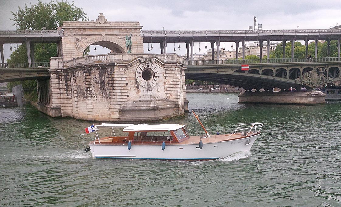 Paris Yacht 1